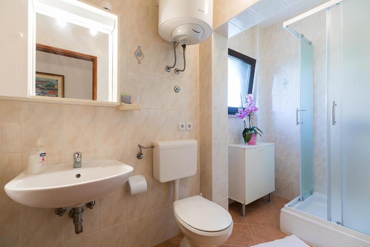 Apartments Marija Funtana Extérieur photo